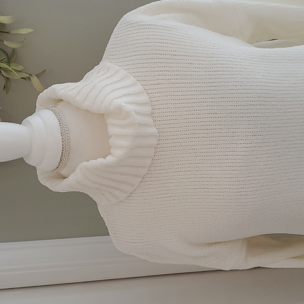 Womens Cream High low sweater - Picture 2 of 8